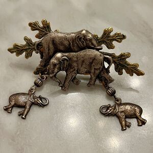 Elephant Family Safari Brooch Silver Gold Green Tone Oak Leaves Dangle Charm Pin